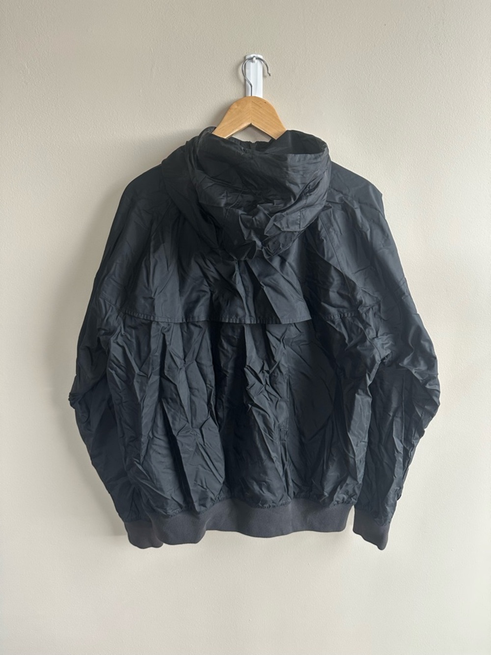 Nike Spring Jacket - Picture 2 of 3